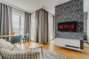 Cozy Family Apartments with Parking & Balcony near Złote Tarasy